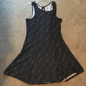 Mudd NWOT flowy tank top dress in navy and white